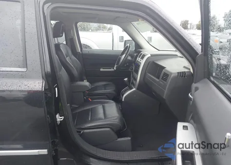 2008 Jeep Patriot Limited from USA, damaged, VIN 1J8FT48W78D796793